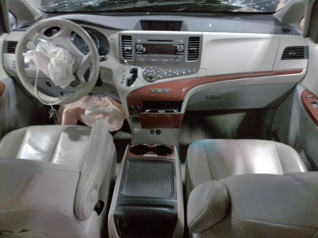 Photo 8 from auction – 2013 TOYOTA SIENNA XLE with VIN 5TDYK3DC1DS314679