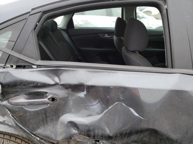 Photo 10 from auction – 2021 KIA FORTE FE with VIN 3KPF24AD1ME326822