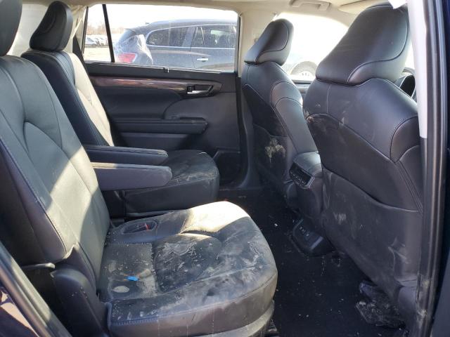 Photo 10 from auction – 2021 TOYOTA HIGHLANDER with VIN 5TDDZRBH1MS129768