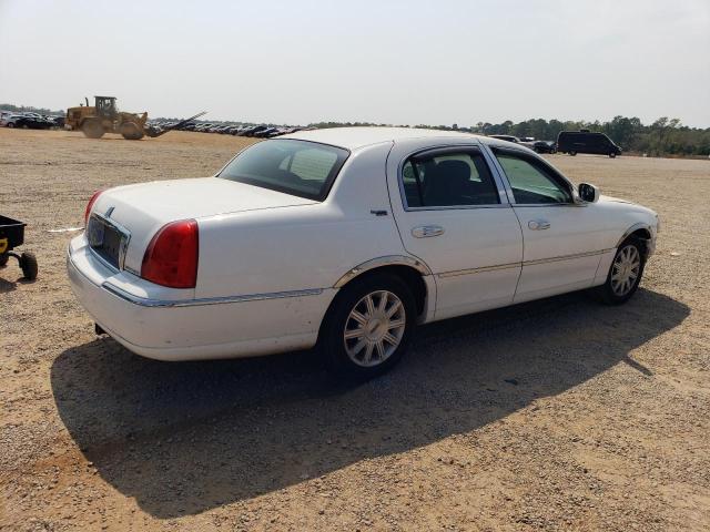 Photo 3 from auction – 2011 LINCOLN TOWN CAR S with VIN 2LNBL8CV8BX755967
