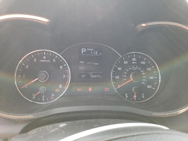 Photo 9 from auction – 2017 KIA FORTE LX with VIN 3KPFK4A7XHE123198