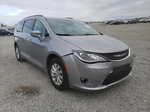 Photo 4 from auction – 2017 CHRYSLER PACIFICA T with VIN 2C4RC1BG3HR530074