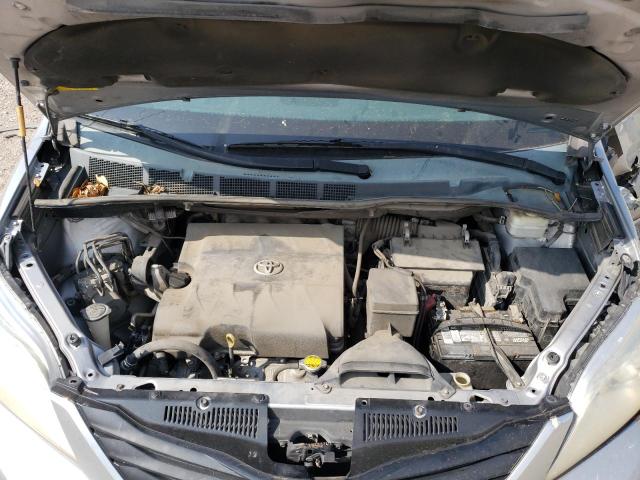Photo 12 from auction – 2013 TOYOTA SIENNA LE with VIN 5TDKK3DC4DS313256