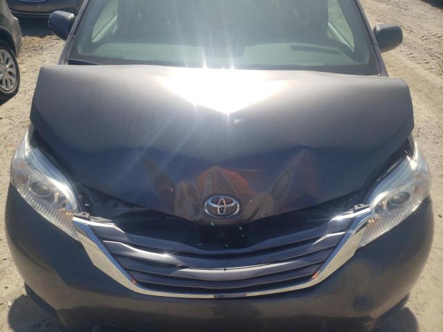 Photo 12 from auction – 2016 TOYOTA SIENNA XLE with VIN 5TDYK3DC8GS756671