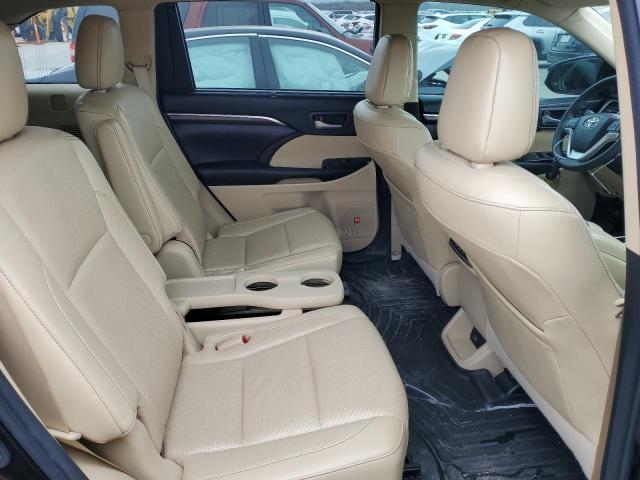 Photo 11 from auction – 2016 TOYOTA HIGHLANDER with VIN 5TDDKRFH2GS309022