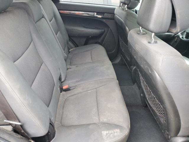 Photo 10 from auction – 2011 KIA SORENTO with VIN 5XYKT3A14BG090470