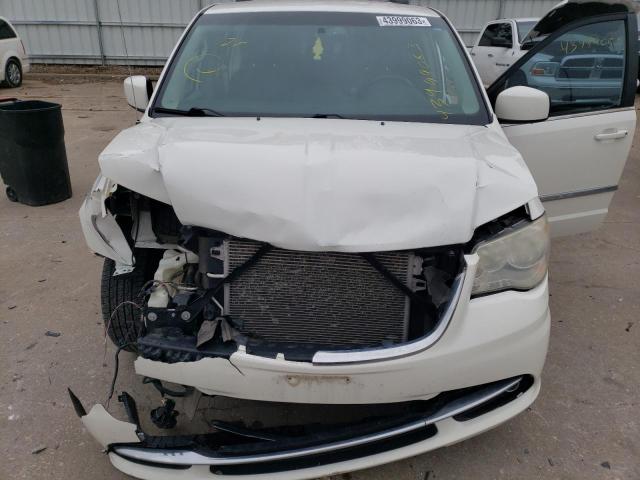 Photo 11 from auction – 2012 CHRYSLER TOWN & COU with VIN 2C4RC1BG9CR282406