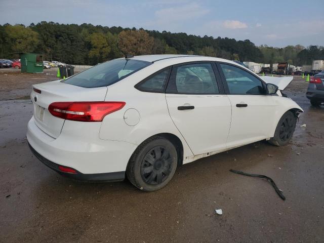 Photo 3 from auction – 2015 FORD FOCUS S with VIN 1FADP3E27FL357360