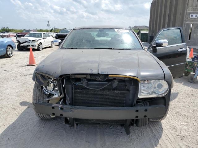 Photo 5 from auction – 2005 CHRYSLER 300C with VIN 2C3JA63H85H616669
