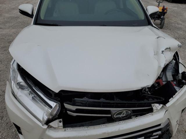 Photo 12 from auction – 2017 TOYOTA HIGHLANDER with VIN 5TDJZRFH3HS437561