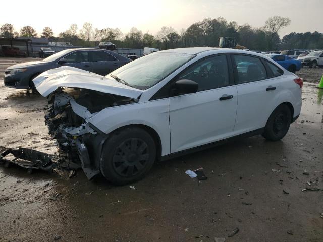 FORD FOCUS S 2015 with VIN 1FADP3E27FL357360 - Photo from auction