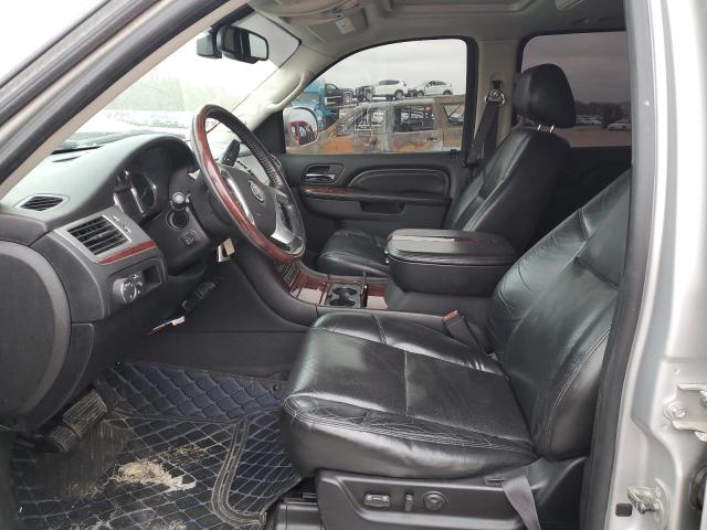 Photo 7 from auction – 2010 CADILLAC ESCALADE E with VIN 1GYUKJEF9AR120031