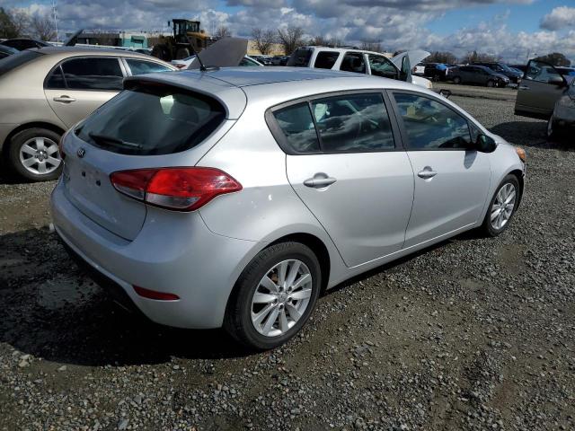 Photo 3 from auction – 2016 KIA FORTE EX with VIN KNAFX5A89G5494750