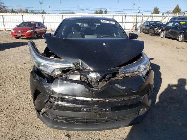 Photo 5 from auction – 2019 TOYOTA C-HR XLE with VIN NMTKHMBX3KR096529