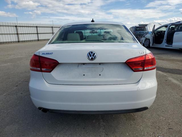 Photo 6 from auction – 2014 VOLKSWAGEN PASSAT S with VIN 1VWAS7A33EC035182
