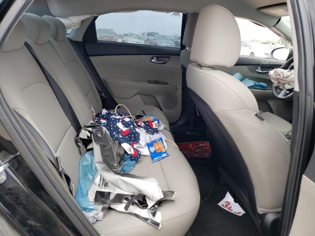 Photo 10 from auction – 2019 KIA FORTE FE with VIN 3KPF24AD9KE138062