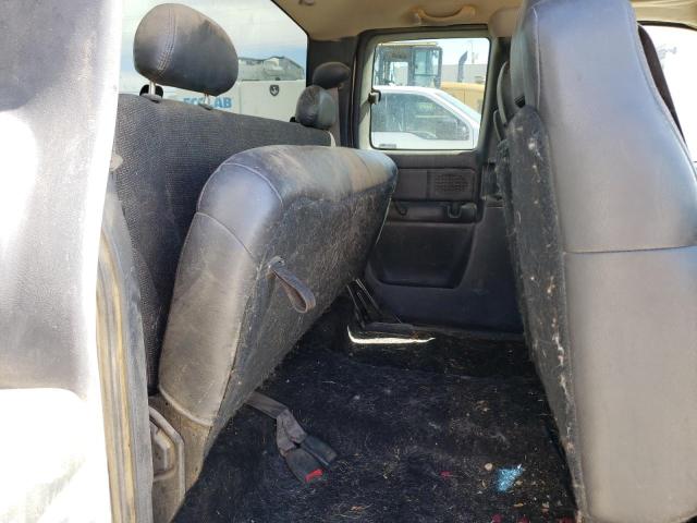 Photo 10 from auction – 2002 CHEVROLET SILVERADO with VIN 2GCEC19V421242251