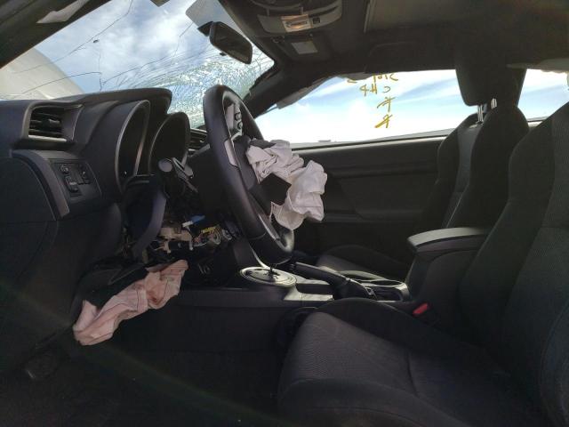 Photo 7 from auction – 2011 TOYOTA SCION TC with VIN JTKJF5C76B3017808