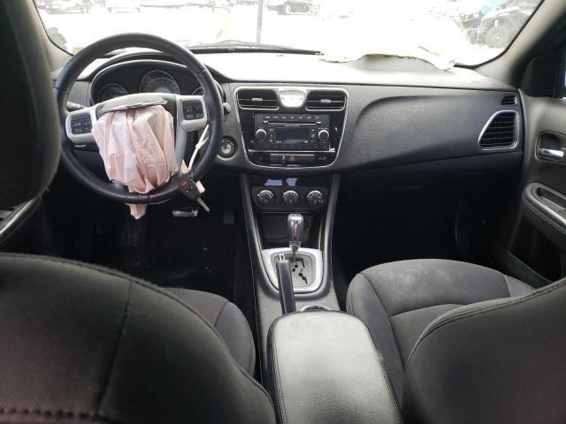 Photo 8 from auction – 2013 CHRYSLER 200 TOURIN with VIN 1C3CCBBB1DN656493