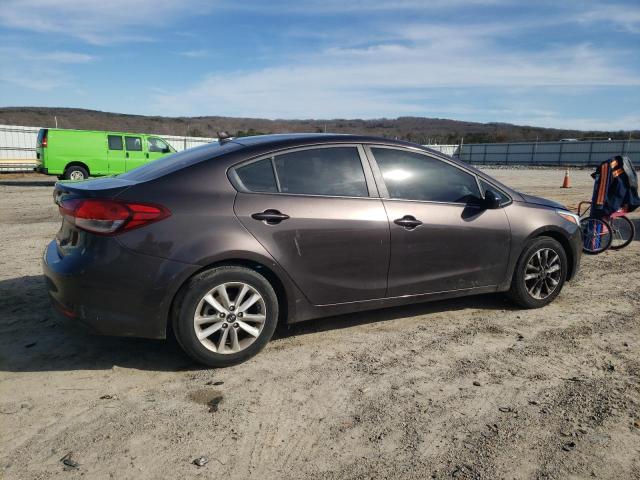 Photo 3 from auction – 2017 KIA FORTE LX with VIN 3KPFL4A7XHE017329