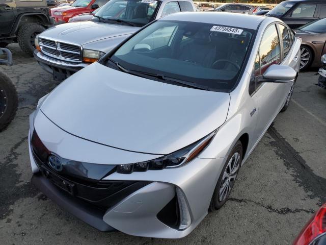 TOYOTA PRIUS PRIM 2022 with VIN JTDKAMFP7N3220937 - Photo from auction
