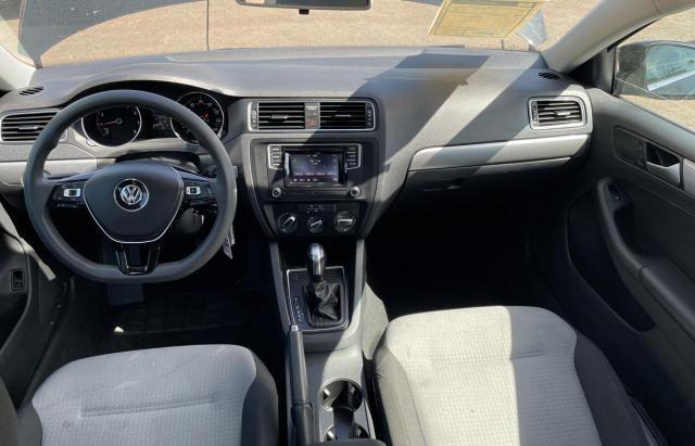 Photo 9 from auction – 2017 VOLKSWAGEN JETTA S with VIN 3VW2B7AJXHM347201
