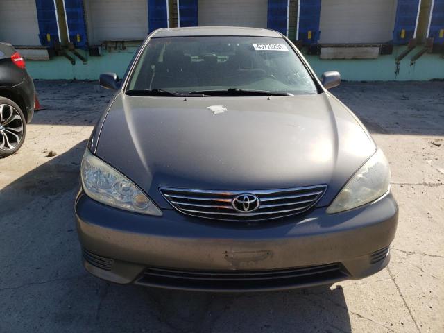 Photo 5 from auction – 2005 TOYOTA CAMRY LE with VIN 4T1BE32K55U578519