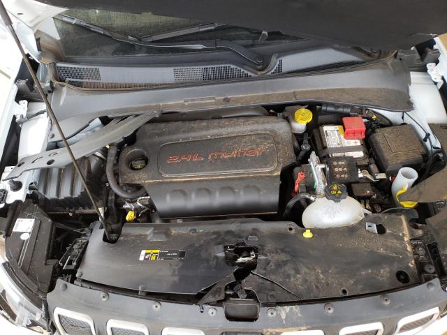 Photo 11 from auction – 2022 JEEP COMPASS LA with VIN 3C4NJCBB8NT149494