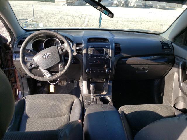 Photo 8 from auction – 2011 KIA SORENTO EX with VIN 5XYKU4A25BG006569