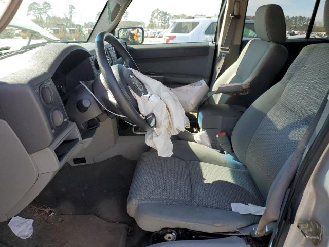 Photo 7 from auction – 2006 JEEP COMMANDER with VIN 1J8HG48N36C155941