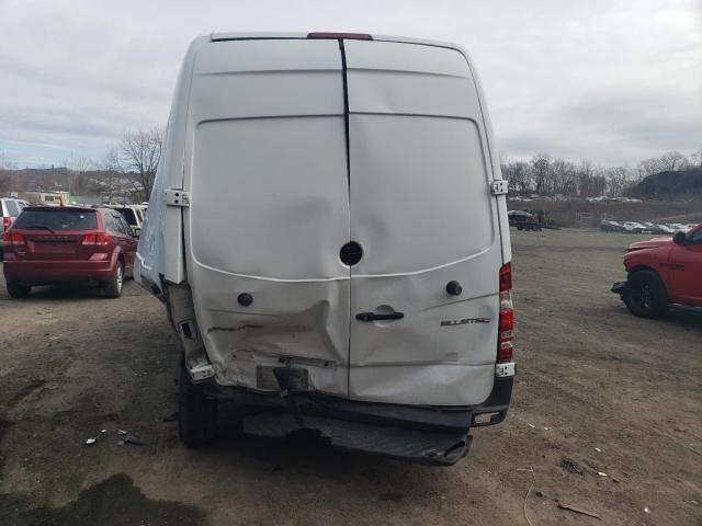 Photo 6 from auction – 2014 MERCEDES-BENZ SPRINTER 2 with VIN WD3PE7DC7E5838382