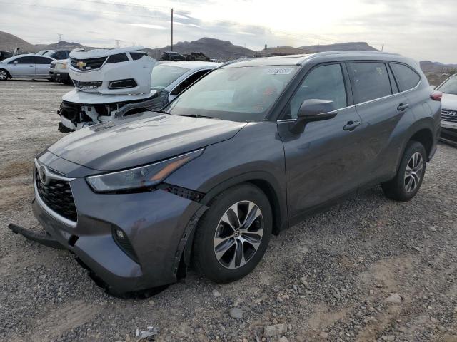 TOYOTA HIGHLANDER 2022 with VIN 5TDGZRAH9NS106318 - Photo from auction