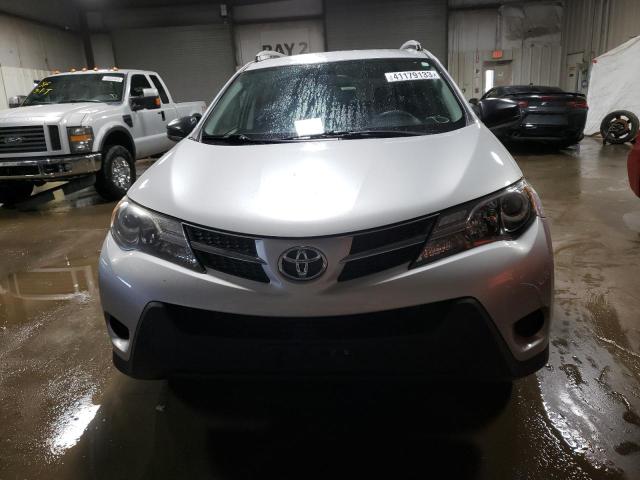 Photo 5 from auction – 2015 TOYOTA RAV4 LE with VIN JTMZFREV2FD043805
