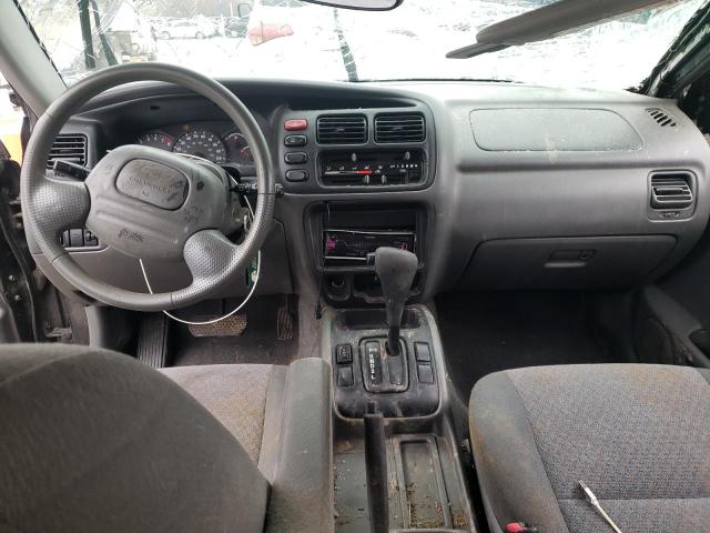 Photo 8 from auction – 2001 CHEVROLET TRACKER LT with VIN 2CNBE634416956873