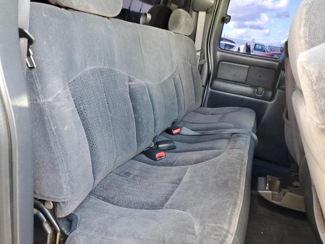 Photo 10 from auction – 2002 CHEVROLET SILVERADO with VIN 2GCEC19V521321136