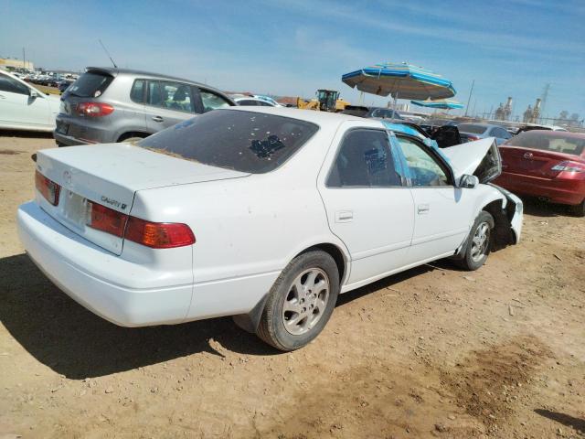 Photo 3 from auction – 2000 TOYOTA CAMRY LE with VIN 4T1BF28K1YU943183