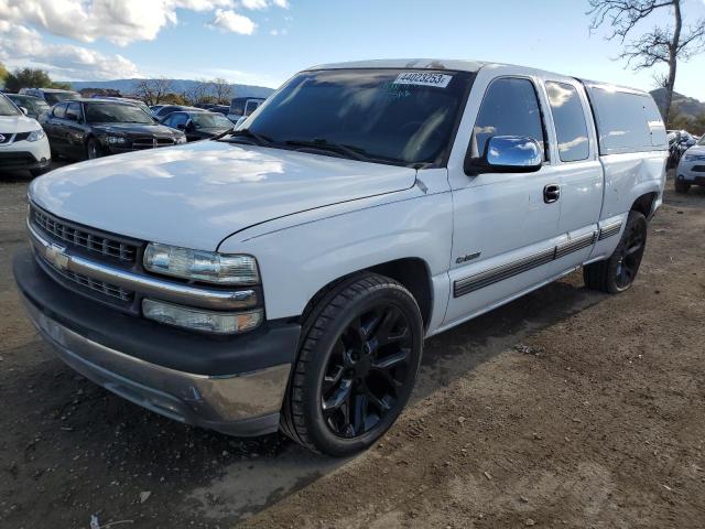 CHEVROLET SILVERADO 2002 with VIN 2GCEC19V521321136 - Photo from auction