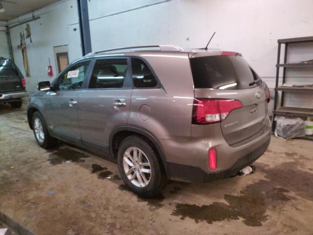 Photo 2 from auction – 2015 KIA SORENTO LX with VIN 5XYKTCA65FG642625
