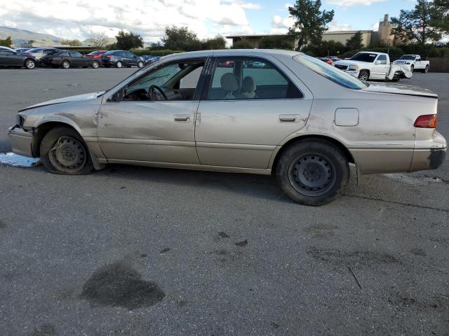 Photo 2 from auction – 2001 TOYOTA CAMRY CE with VIN JT2BF22KX10300723