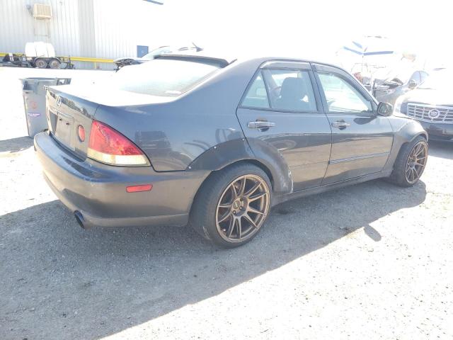 Photo 3 from auction – 2002 LEXUS IS 300 with VIN JTHBD192920053000