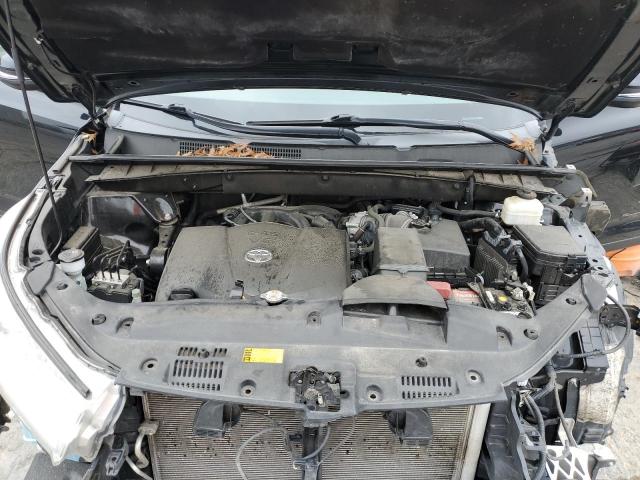 Photo 12 from auction – 2019 TOYOTA HIGHLANDER with VIN 5TDKZRFHXKS552606