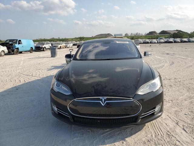 Photo 5 from auction – 2014 TESLA MODEL S with VIN 5YJSA1H16EFP32120