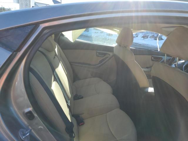 Photo 10 from auction – 2012 HYUNDAI ELANTRA GL with VIN 5NPDH4AE0CH113174