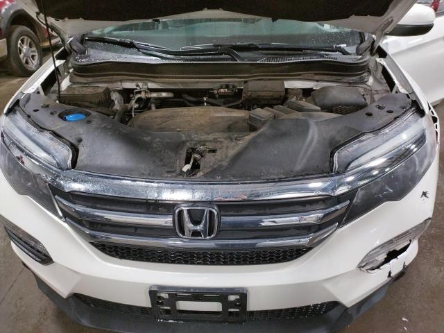 Photo 12 from auction – 2017 HONDA PILOT EXLN with VIN 5FNYF5H73HB013872