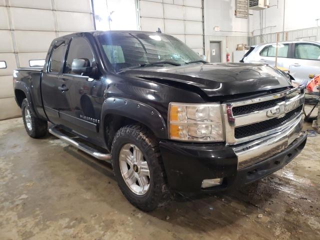 Photo 4 from auction – 2007 CHEVROLET SILVERADO with VIN 1GCEK19007Z543573