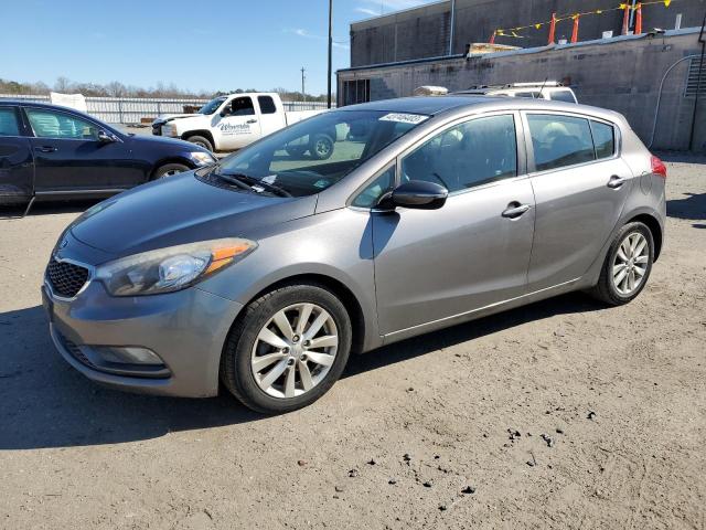 KIA FORTE EX 2015 with VIN KNAFX5A82F5318556 - Photo from auction