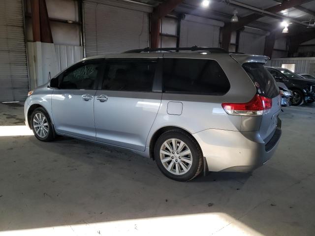 Photo 2 from auction – 2011 TOYOTA SIENNA LE with VIN 5TDJK3DC3BS024264