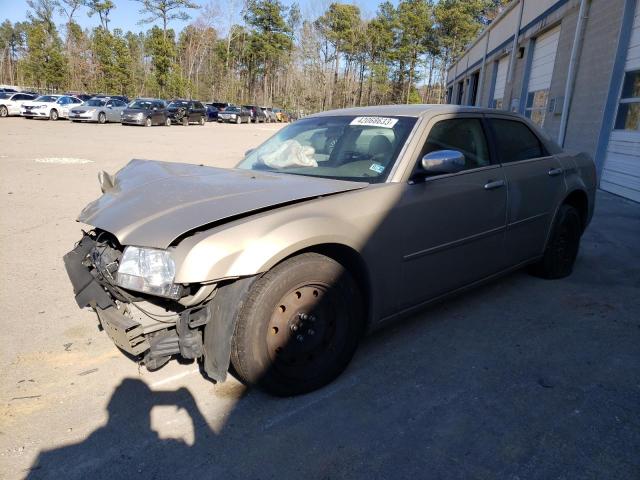 CHRYSLER 300 LX 2008 with VIN 2C3KA43R38H208151 - Photo from auction