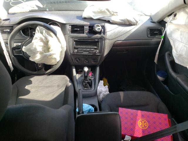Photo 8 from auction – 2015 VOLKSWAGEN JETTA BASE with VIN 3VW2K7AJ4FM338278