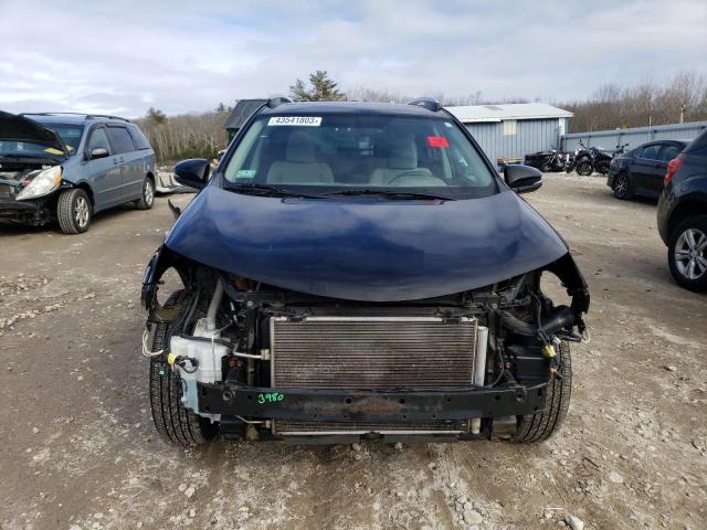 Photo 5 from auction – 2015 TOYOTA RAV4 XLE with VIN 2T3RFREV1FW251922